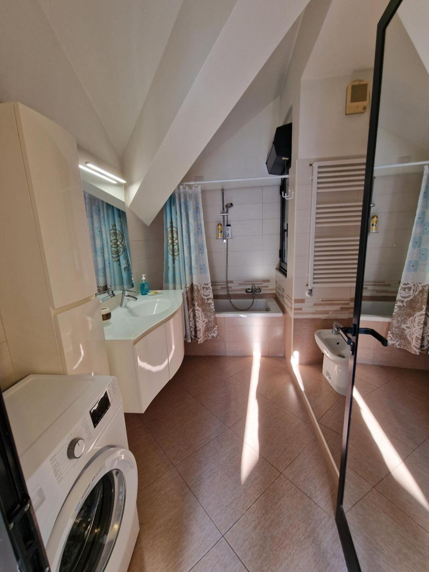 Apartament Comfy Penthouse Mediolan Zewnętrze zdjęcie